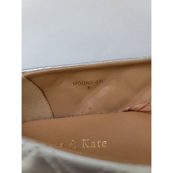 NWT Olivia & Kate Women's Silver Quilted Pointed Toe Ballet Flats Size 8 - Picture 10 of 10